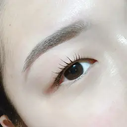 美眉スタイリングアイブロウWAX+パリジェンヌラッシュリフト¥9000(2回目+500円)