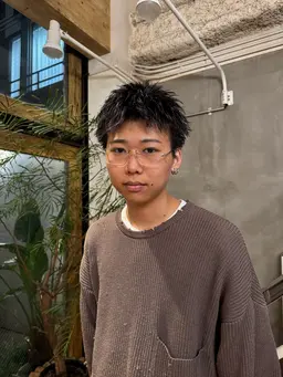 【‼️大学生​〜​20代男性限定‼️】カット+眉毛ワックスパーマ🌀