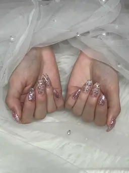 【オフあり】【ネイルモデル】 ハンドジェル持ち込みアート4本