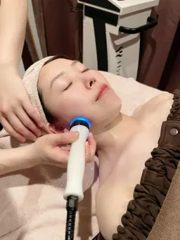 ♨️大量発汗!極上ととのいフェイシャル🌸酵素風呂×ハイパーナイフ7✖️小顔ケア40分💆♀️