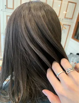 🌈大人気🌈イルミナカラー＋イルミナトリートメント🌈