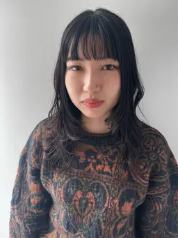 顔周りレイヤーカット