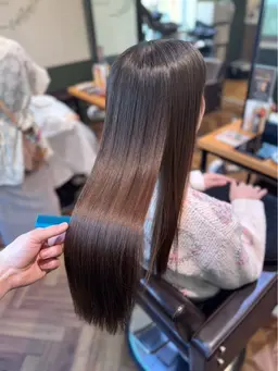 髪質改善アイロンストレートエステ