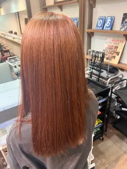 全頭ブリーチカラー🎶17時​〜​のみ受付💁‍♀️1/2017:00~🙆‍♀️