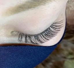 【ご新規様】ボリュームラッシュ 100束(300~500本)