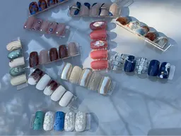 《見つけたらラッキー🌟ゲリラクーポン》オフあり【ハンド】定額アート💅シンプル￥4000/トレンド￥4800＋オフ代