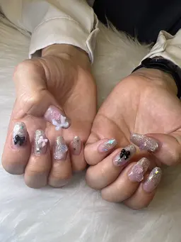 ☆持ち込みデザイン  (オフなし） デザインで料金変わります💅