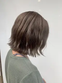 新規限定《✨人気No.1✨》艶カラー&トリートメント☘️¥6000/17時まで