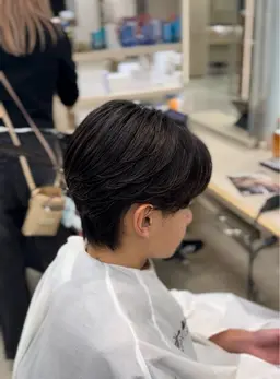 韓国風Men’sパーマ✨毛流れパーマ×ダウンパーマ　お顔小さくスタイル良く！　5720円で叶います🙌