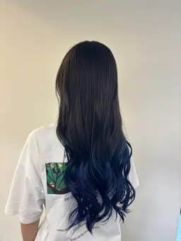 カット＋ダブルカラー（明るいカラーで気持ちまで明るくしましょう！）