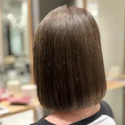 【1月限定クーポン🌦】《アイロンなし》うる艶✨ナチュラルストレートパーマ➕トリートメント🫧‪ダメージ抑えて艶髪に