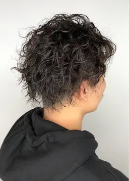 🔹メンズカット＋パーマ＋炭酸シャンプー¥9000