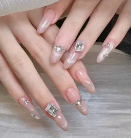 ミニモ学割！チップ長さ出し➕マグネットフレンチネイル