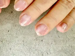 ネイルも秋冬カラーにチェンジ♪ジェルワンカラー★オフ無料★爪の長さ・形整え→ケア→カラー塗布★カラーは混ぜてお作りも。