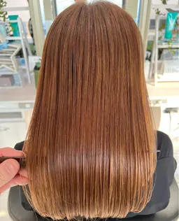【オススメ🥇】✂︎カット＋髪質改善艶カラー＋ケアトリートメント✂︎