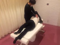 🟡肩こり・姿勢改善・足つぼふくらはぎマッサージ・全身調整120分