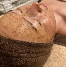 ハーブピーリングフルコース75分🌿小顔デコルテマッサージ/毛穴洗浄付き⚠️現金のみ⚠️