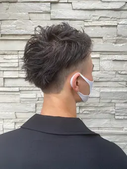 【メンズ限定】カット＋眉カット＋スタイリング剤付き　簡単なシャンプーはついています