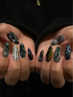 【U25】ミニモ限定価格★個性派アートネイル⁺₊ ཐིཋྀ ₊⁺