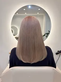 ブリーチ➕オンカラー　🦋（ご予約お取りできても日時変更をお願いする場合がございます）