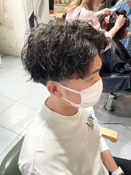 《土日限定》⭐️メンズカット＋パーマ⭐️