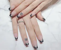 持ち込みデザインジェルネイル（オフ有り）ハンド