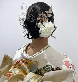 【👸🏻２０２６成人式👸🏻】ヘアアレンジのみ♡お時間のやり取りはメッセージにて✉