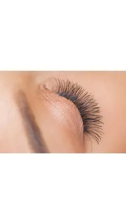 マツエク　　左右合計　80本　　LEDフラットラッシュ