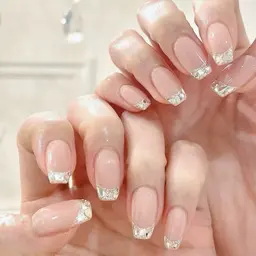 大人気❤️ワンホンガラスフレンチ(ジェルオフ込み）ベース：ワンカラーorマグネット（パーツ別料金）