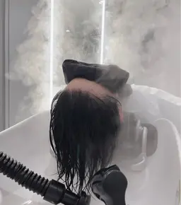 《夏のご褒美クーポン💖》眉WAX脱毛+プチヘッドスパ+シャンプートリートメント(セットなし)