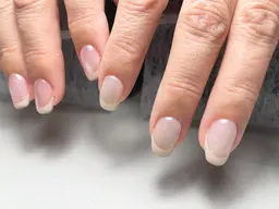 【HAND】フレンチネイル【ご新規様オフ代無料!!】