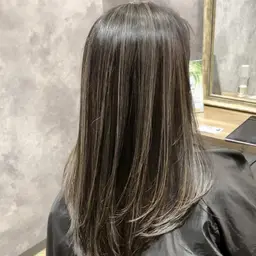 【立体感欲しい人はこれ】デザインハイライトカラー＋似合わせカット