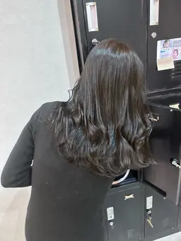 レイヤーカット+コテ巻き風パーマ🌀