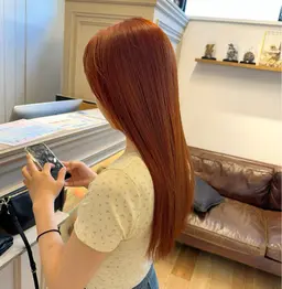 \ミニモ特別クーポン/カット+wケアカラー(ケアブリーチ)+Aujuaシャンプートリートメント