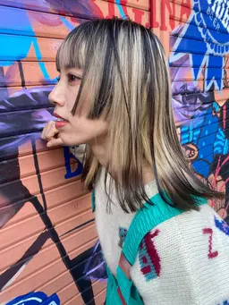 ダブルカラー、ケアブリーチ使用🐝🙇‍♀️カットもご希望の方はプラス4400円🙇‍♀️