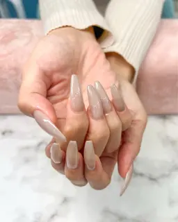 当日限定15,18日🌟 【チップ長さ出しラメグラデーション】オフ込み　¥9200 → ¥ 4500💅🏻