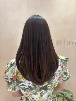 【💓前髪カット＋艶カラー＋トリートメント💓】ダメージレスなカラーリングで肌映えと艶感✨¥14300→¥7150