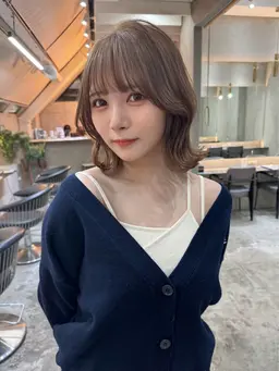 【🌈ボブorショートヘア限定🌈】カット＋ブリーチ【リタッチ可🉑】ダブルカラー＋トリートメント