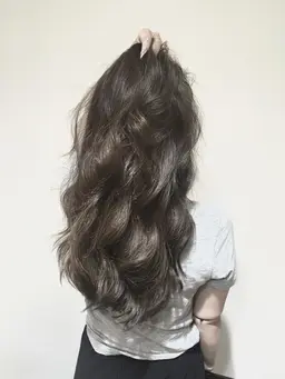 1日３名まで⭐️ホームケアつき💕期間限定の今だけ💕人気メニュー🌟カラーのみ【当日相談カラー】メンテナンスにオススメ