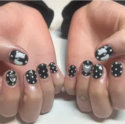 【オフ有】ドット天使ネイル👼🏻
