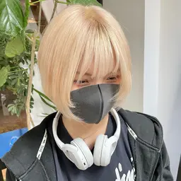 【💛ハイトーンにしたい方におすすめ💛】✨ブリーチ + 艶々カラー ＋クイックトリートメント✨ 当日予約OK！