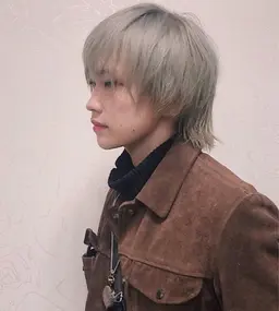 🚹メンズ限定メニュー🚹カット➕ブリーチ2回➕カラー🐺