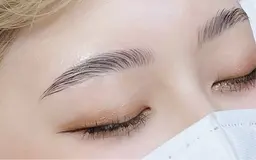 アイブロウモデル🪄2月1日17:30のデモモデル様募集中🪽1日以降は受付時間10:00〜17:30※メンズ不可