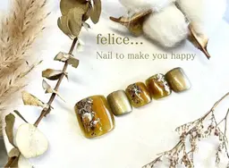 ✨オープン特別価格 │ 《大人可愛い》定額フットネイル ¥8500(オフ代別途)