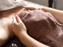 REVIハーブピーリング🌿ハーブ2g +vcf(高濃度ビタミンC)+生酵素+デコルテマッサージ付き