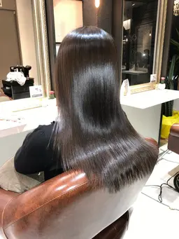 【長さは変えず綺麗に伸ばしたい】メンテナンスカット（毛先、枝毛カット） ＋トリートメント¥8800→¥5500