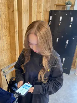 💕4日限定💕カット＋フルカラー+韓国式水トリ―トメント付［ブリーチなし］#暖色 #ベージュ