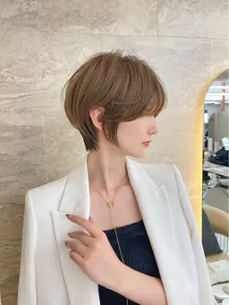 👑骨格診断ショート👑【小顔ショートカット】+【潤いトリートメント】髪質改善