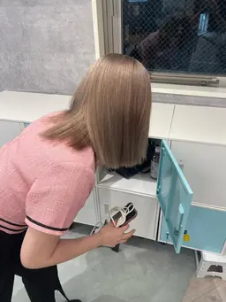 ブリーチ+透明感カラー+カット