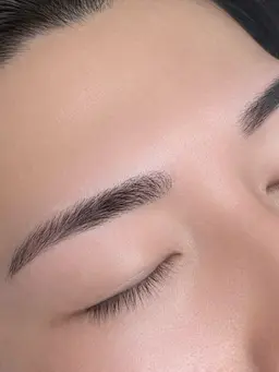 毛穴洗浄(鼻周り)＋眉毛waxで清潔感UP✨ 黒ずみ・いちご鼻すっきり除去＆印象チェンジ🍓